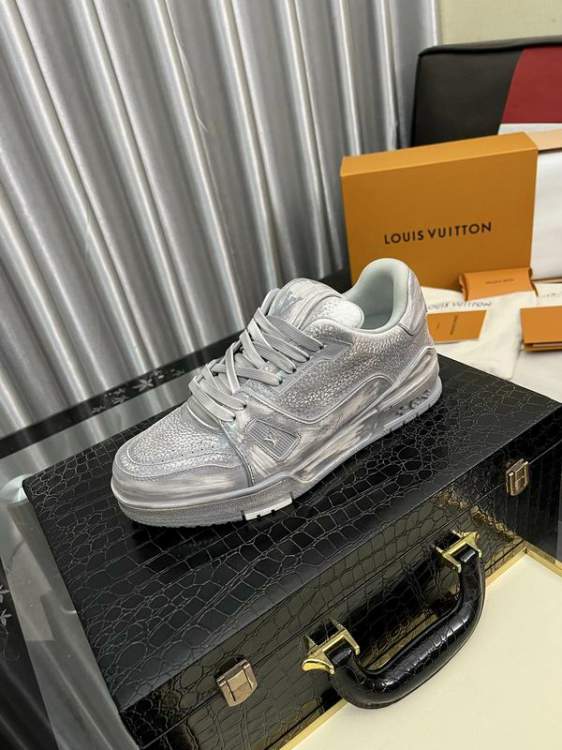 Picture of Louis Vuitton Shoes _SKULVsz35-4039-44hnh040216266